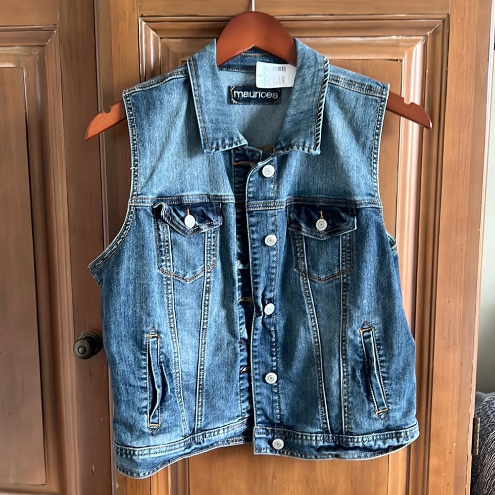 Jean Vest
